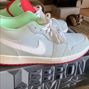 Air Jordan 1 Low “Hare”